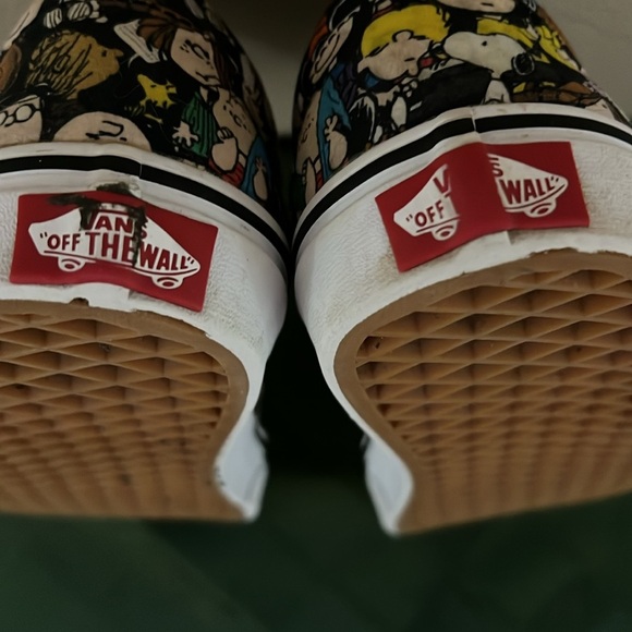 2017 Vans Peanuts Slip Ons - Picture 8 of 13